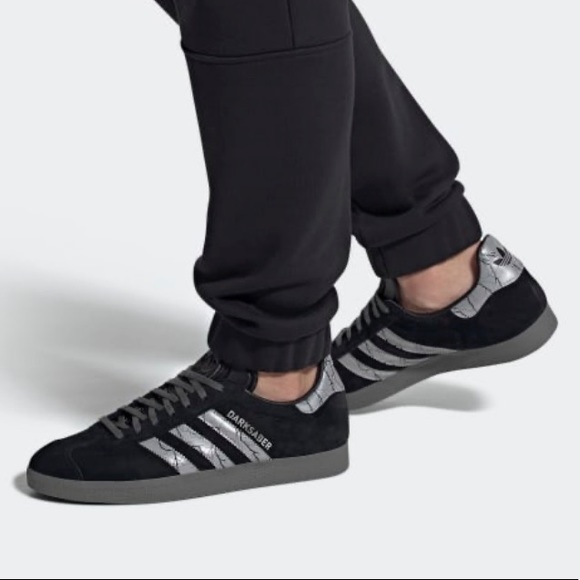adidas Mandalorian Dark Saber Gazelle - Picture 4 of 8